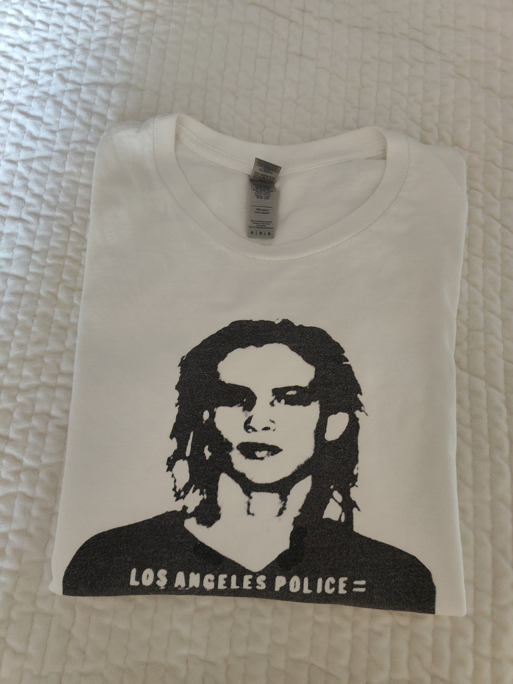 Unisex Juliette and The Licks T‑shirt, size M, 100% cotton.